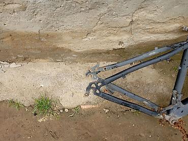 velosiped şini: Velosiped çərçivəsi – dağ/trek tipli, metal konstruksiya - Material — 3