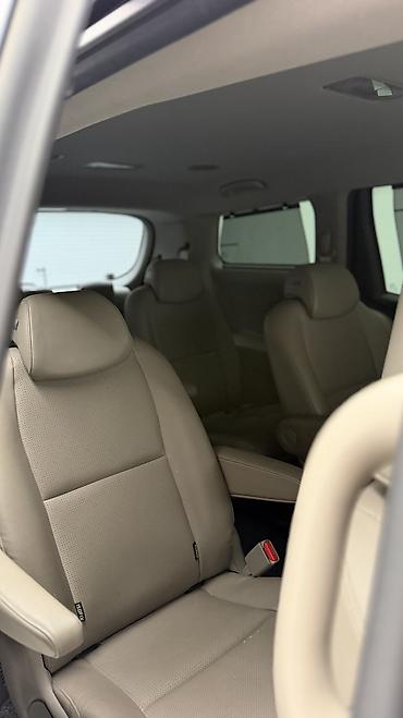 Kia: Kia Carnival: 2019 г., 2.2 л, Автомат, Дизель, Минивэн — 15