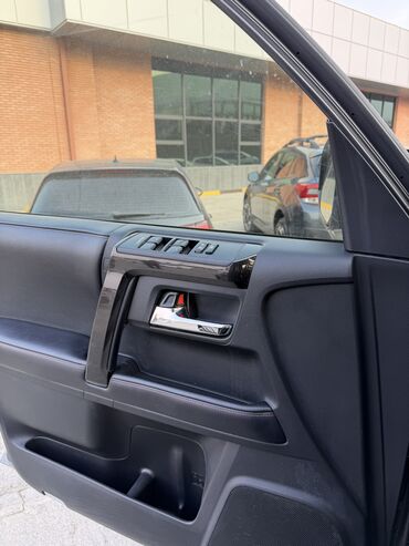 Toyota: Toyota 4Runner: 2019 г., 4 л, Автомат, Бензин, Внедорожник at lalafo.kg — 14 Toyota: Toyota 4Runner: 2019 г., 4 л, Автомат, Бензин, Внедорожник — 14
