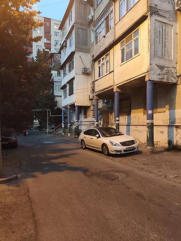 Квартиры: Баку, 8-ой километр, 4 комнаты, Вторичка, м. Нефтчиляр, 80 м² — 2