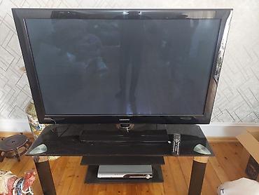 hamam üçün moyka: Tv islek veziyyetdedi
Tv altigiyla beraber — 1