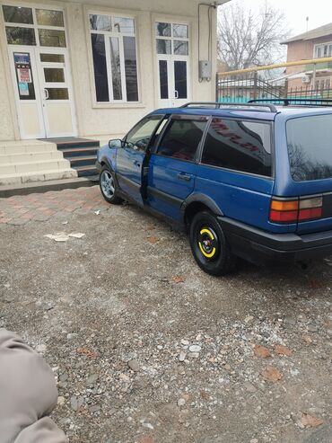 Volkswagen: Volkswagen Passat Variant: 1989 г., 1.8 л, Механика, Бензин, Универсал — 8