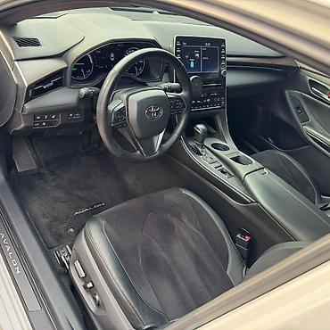 Toyota: Toyota Avalon: 2022 г., 2.5 л, Гибрид — 10