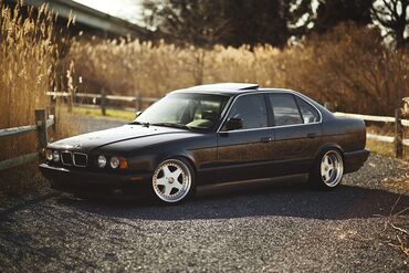 4 рунер: BMW : 1995 г., 4.4 л, Механика, Бензин