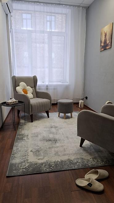 Аренда помещений свободного назначения: Сниму кабинет в спокойном районе, желательно в микрорайонах.Под — 10