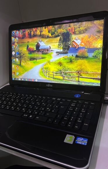 fujitsu laptop computers: Intel Core i3, 4 ГБ ОЗУ, 16 "