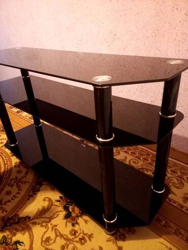 стулья бу купить: Təzədir. Heç bir cızığı, sınığı yoxdur. Evdəki mebellərə uyğun