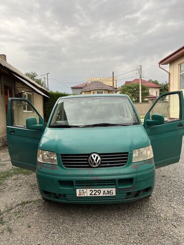 объем 1: Volkswagen Transporter: 2003 г., 1.9 л, Механика, Дизель, Вэн/Минивэн