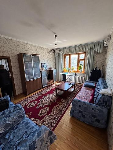 Продажа коттеджей и домов: Продается 2 этажный дом 290м2 Киргизия-1 Участок 10 соток Гараж на — 10