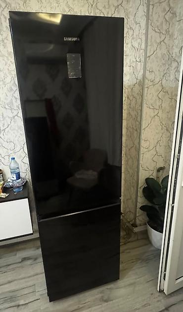soyuducu kohnə: İşlənmiş 2 qapılı Samsung Soyuducu Satılır, rəng - Qara — 1