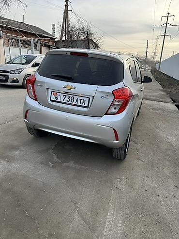 Chevrolet: Chevrolet Spark: 2017 г., 1 л, Автомат, Бензин, Хэтчбэк — 2