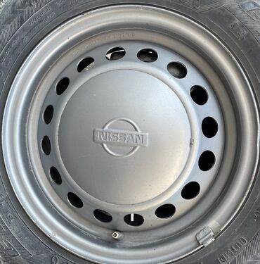 грузовой автомобиль: Nissan March: 1993 г., 1 л, Механика, Хэтчбэк