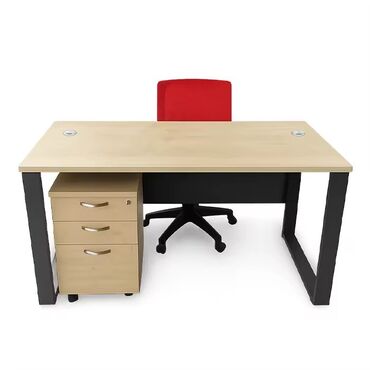 çəpiş şəkilləri: Ofis iş masası və kreslo dəsti - Geniş iş səthi: açıq ağac tonunda