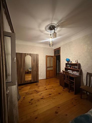 Həyət evi alıram: 210 kv. m, 5 otaqlı — 24