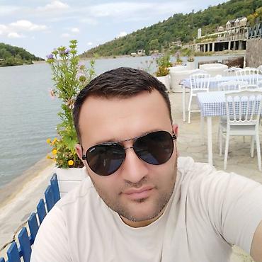 gencede xeste baxicisi: Şəxsi sürücü.hər növ avtomobil idarə etmək hüququ və bacarığı var — 2