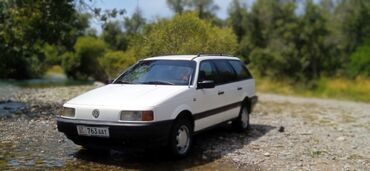 электр авто: Volkswagen ID.3: 1989 г., 1.8 л, Механика, Бензин, Универсал