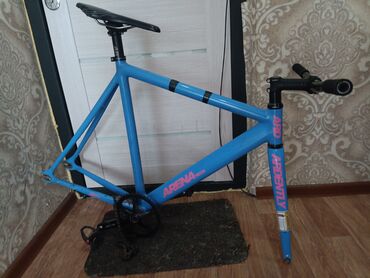 Велосипеды: Продается без колес фреймсет ardently arenapista рама алюминий lowpro