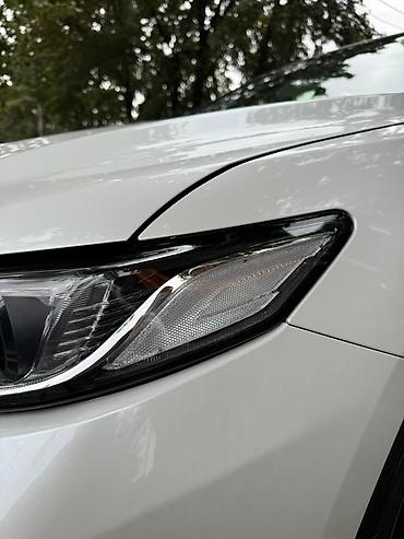 солнечный лампа: Передняя левая фара Toyota 2020 г., Б/у, Оригинал, Япония — 3