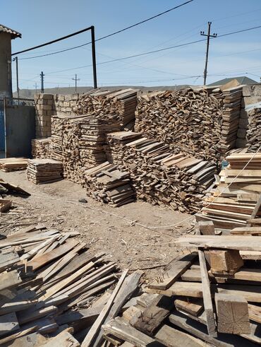 Çornıy pol: Çornıy pol — 12