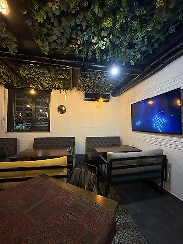 kafe stolari: Məkan Yol Kənarıdır Hazır Restoran Biznesidir 10 mne satılır — 6