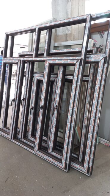 Plastik qapılar: Plastik Şəbəkəli̇ Balkon Qapilari — 25