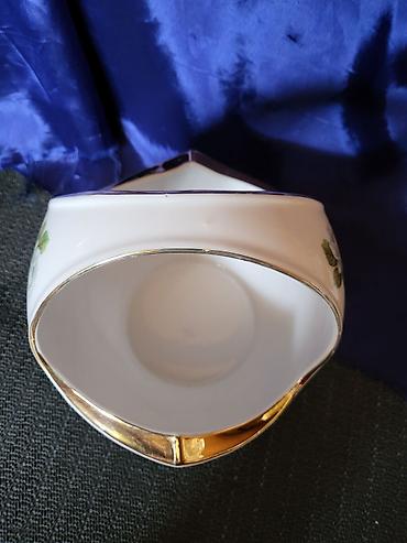 Ostali antikviteti: Korpa Jugoporcelan Titov Veles iz 70ih.god. Korpa je perfektna,sve na — 6