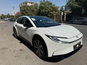Toyota: Toyota bZ5: 2026 г., Автомат, Электромобиль, Седан — 2