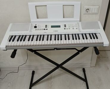 pianino yamaha arius: ПРОДАЕМ абсолютно новый синтезатор! 61 клавиша

YAMAHA ЕZ-300