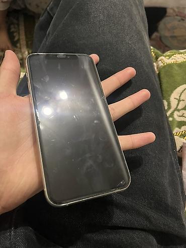 iphone pro max: IPhone 11 Pro, Б/у, 64 ГБ, Серебристый, Чехол — 2