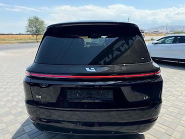 byd e6: Lixiang L9: 2024 г., 0.5 л, Автомат, Электромобиль, Внедорожник — 5