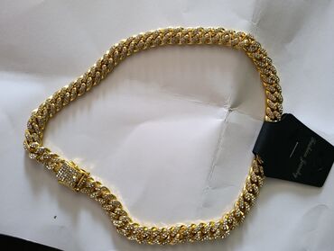 Скупка золота и ювелирных изделий: Бижутерия 500 сом
