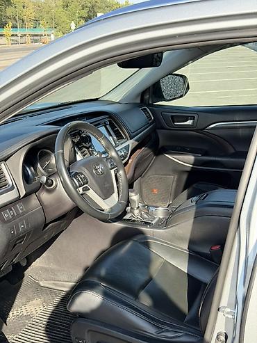 маш: Toyota Highlander: 2019 г., 3.5 л, Автомат, Бензин, Кроссовер — 9