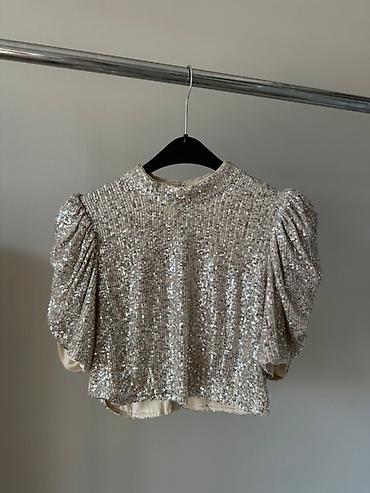 с паетками: Блестящий укороченный топ с пайетками H&M - Цвет — 1