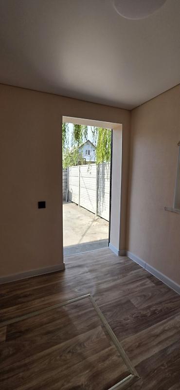 60: 🏡 **Продаётся кирпичный дом в Маевке!** 📍 **с. Маевка, Бишкек** 🏠 **3 — 10