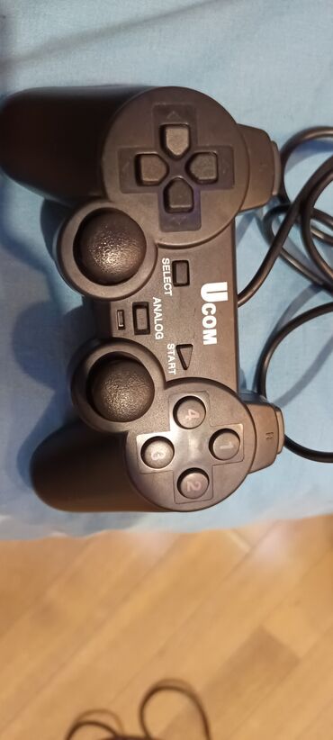 ps2 ikinci el: Ucom joystick sadece ps3 ps2 ve komputer ucun.Hec bir problemi yoxur