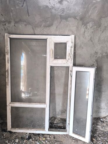 Plastik pəncərələr: İşlənmiş Tək qat şüşə paketi Plastik pəncərə, Еni: 112 sm, Uzunluğu: 170 sm