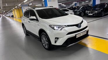 Toyota: Toyota RAV4: 2018 г., 2.5 л, Автомат, Гибрид, Кроссовер