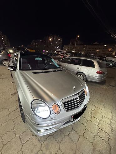 Mercedes-Benz E-Class: 2003 г., 5 л, Автомат, Бензин, Седан