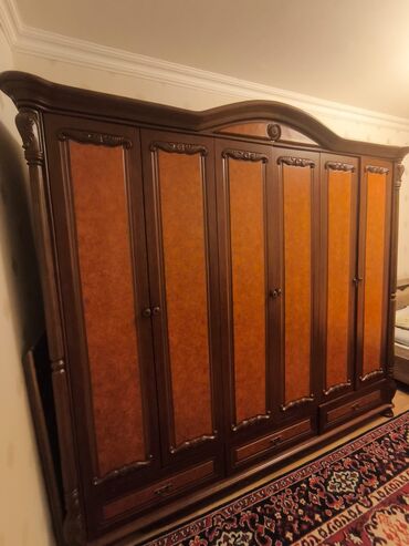 Mebel: Açılan, 6 qapı Düz dolab, Şifonyer