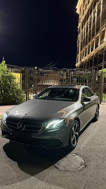 byd e6: Mercedes-Benz E-Class: 2019 г., 2 л, Автомат, Бензин, Седан — 1