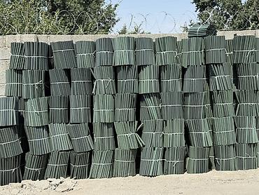 зелёный забор: Зелёные пластиковые накладки/ламели для забора-рабицы (жалюзи для — 1