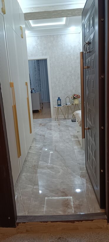 1 комнатная квартира в баку: 2 otaqlı, Yeni tikili, 66 kv. m