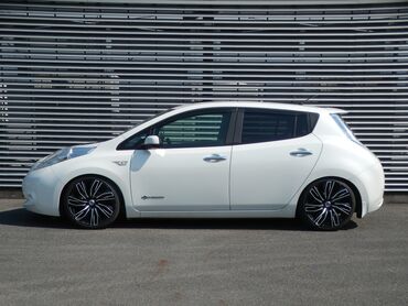 Амортизаторы, пневмобаллоны: Комплект амортизаторов Nissan 2015 г., Б/у, Оригинал, Япония — 10