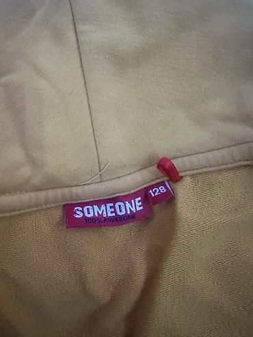 papaqlı yun bodilər: Uşaq üçün sarı rəngli kapüşonlu svitşot. - Brend: SOMEONE (etiketdə — 2