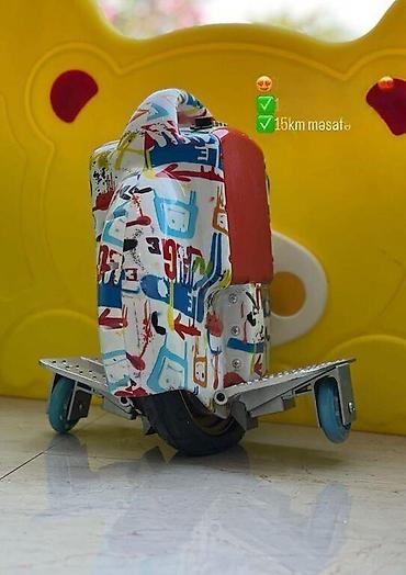 Elektrikli samokatlar: AirwheelAirwheel — bu, özünü balanslayan elektrikli nəqliyyat — 1