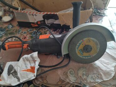 Alçipan: İşlənmiş Laqonda 2300 W-dan çox, 230 mm, Ünvandan götürmə, Kredit yoxdur