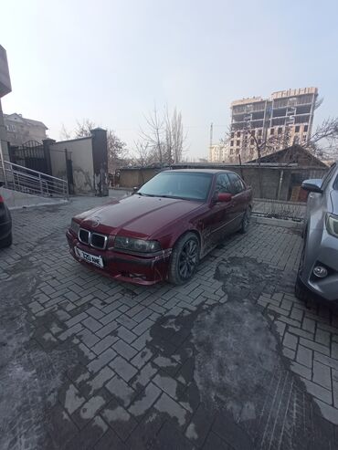 BMW 3 series: 1991 г., 2 л, Механика, Бензин, Седан