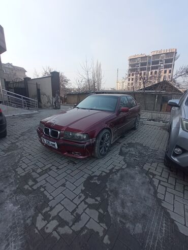 bmw 650i: BMW 3 series: 1991 г., 2 л, Механика, Бензин, Седан