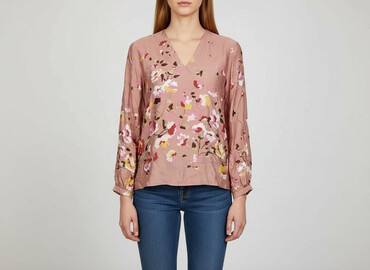 Women's Clothing: Women's blouse, size M