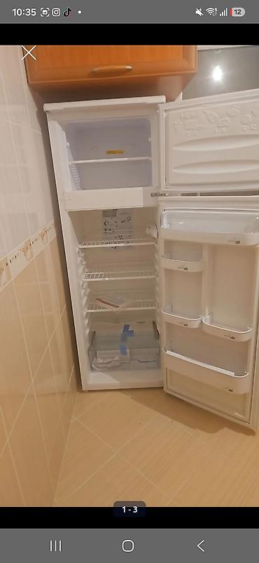 dondurucu kamera: Arçelik iki qapılı soyuducu - Üst kamera: dondurucu bölmə - Alt — 2
